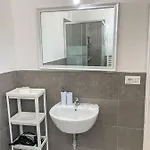 Tea House Bed & Breakfast