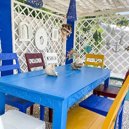 Tea House Bed & Breakfast *