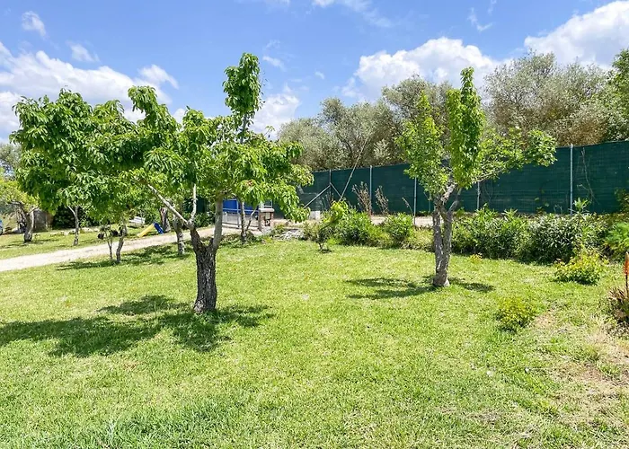 Tea House Bed & Breakfast